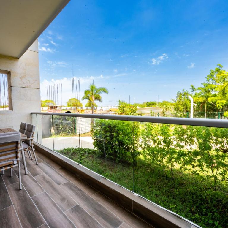 Apartamento con laguna de aguas cristalinas - Family Suite with Balcony - 11