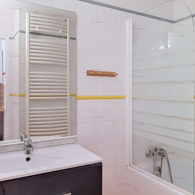 Résidence Le Pelvoux - Studio cabine 4/5 pers - LE PELVOUX - 112PE - PLAGNE CENTRE MAE-8864 - Apartment - 5