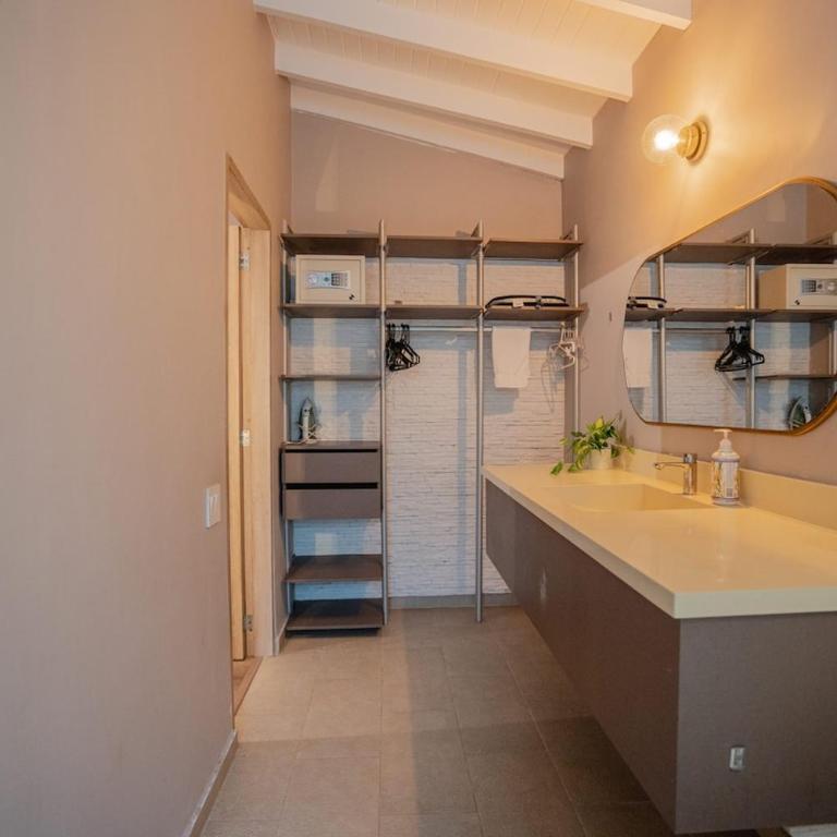 Apartment with balcony and AC - Apartamento de 1 dormitorio - 12