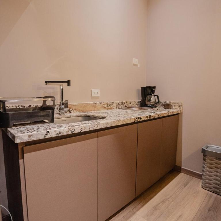 Apartment with balcony and AC - Apartamento de 1 dormitorio - 24