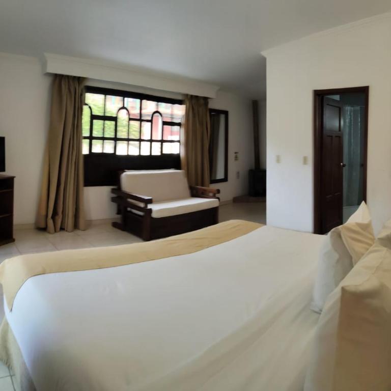 HOTEL REFUGIO RANCHO TOTA - Habitación Doble con vistas al jardín - 3