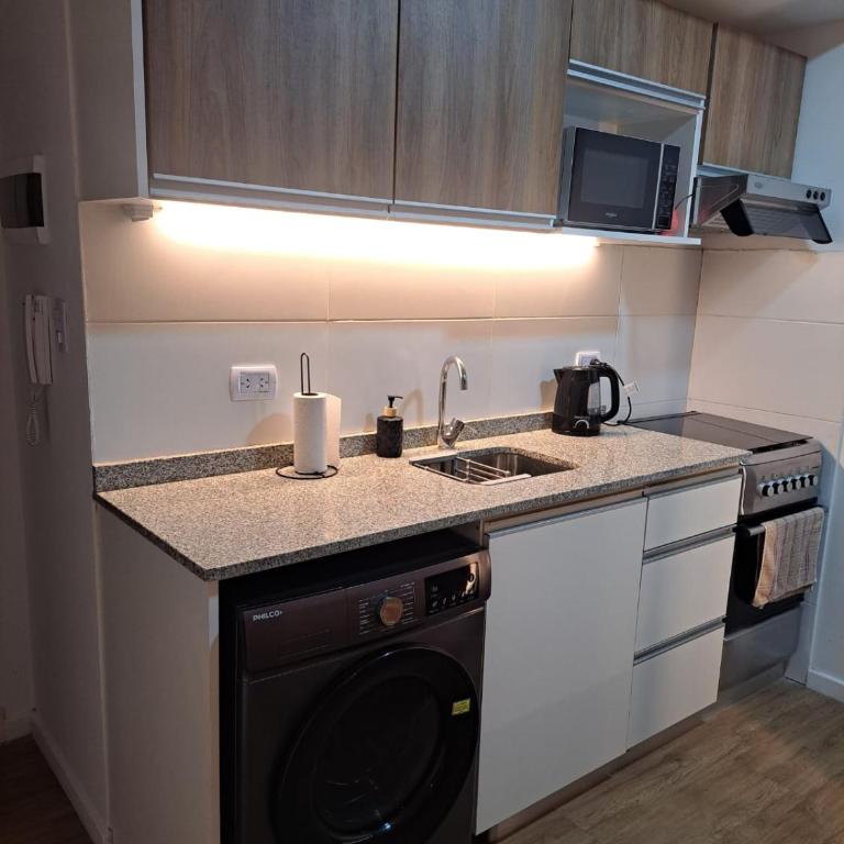A&J Home - One-Bedroom Apartment - 11