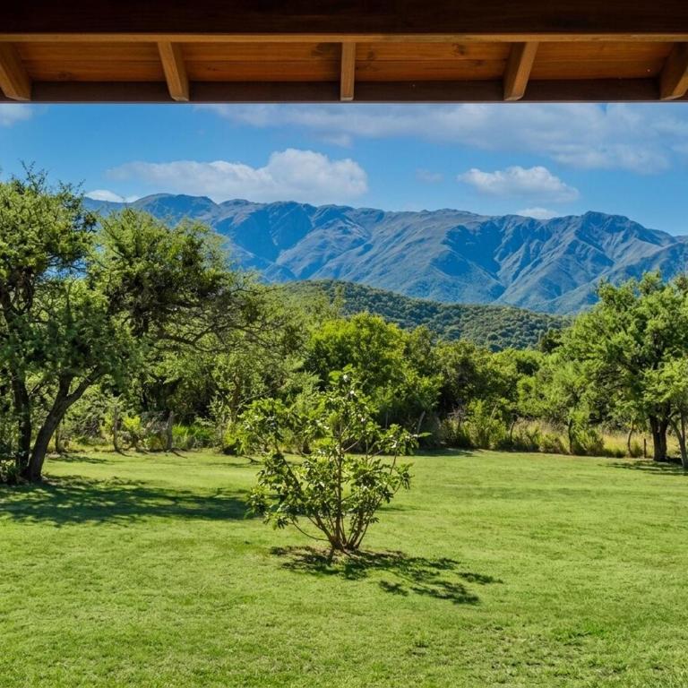 Cabaña con pileta y vista a los Comechingones - Bungalow de 2 dormitorios - 21