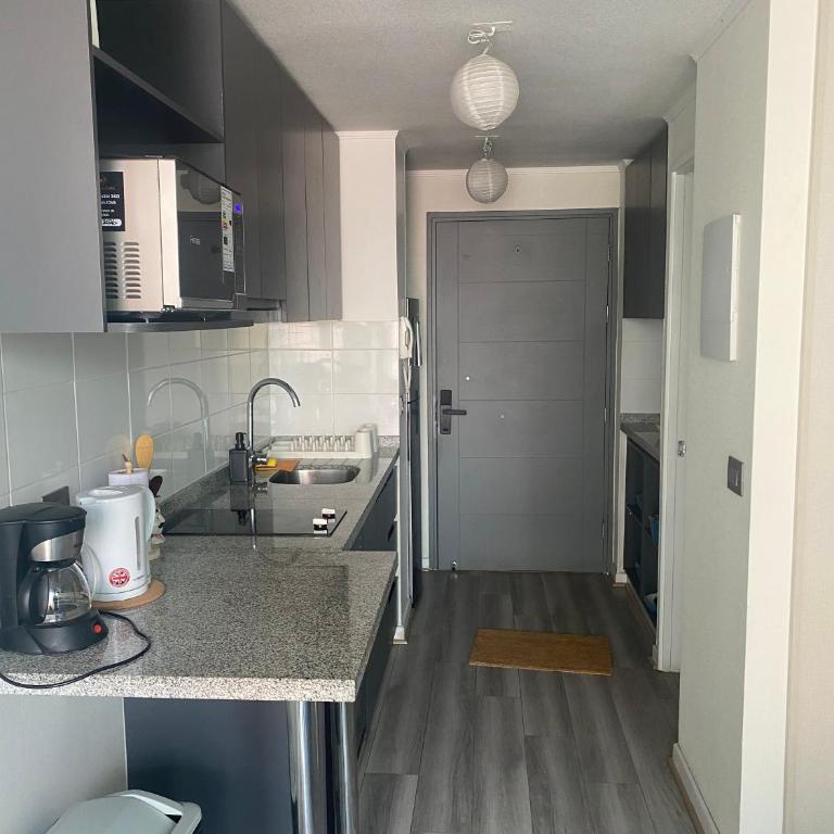 Urban Estudio Wifi, TV, Metro, Aire Acondicionado - One-Bedroom Apartment - 16