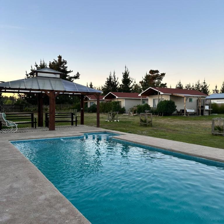 Cabañitas Zelada en un ambiente natural con piscina fogón Quincho Terraza parking full equipadas en 5000 mtrs - Casa de 2 dormitorios - 17