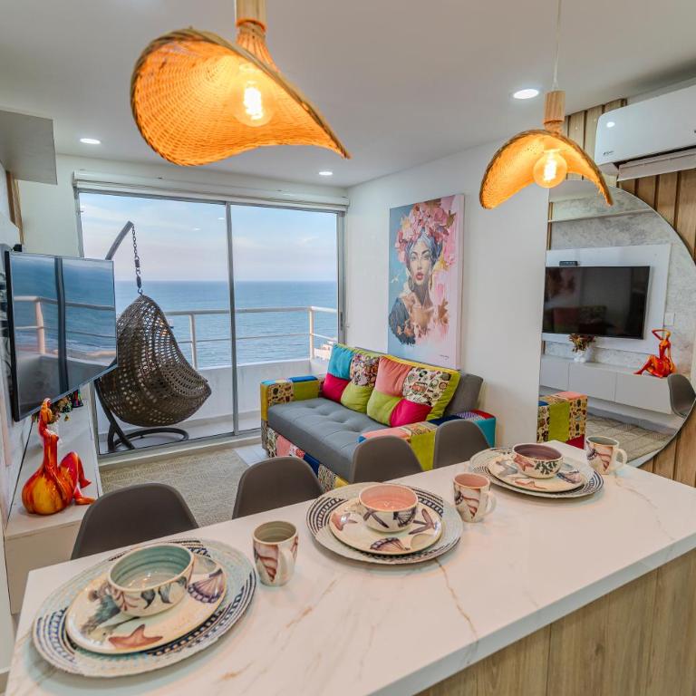 Apartamento piso 31, cerca aeropuerto y playa de Marbella - Three-Bedroom Apartment - 2