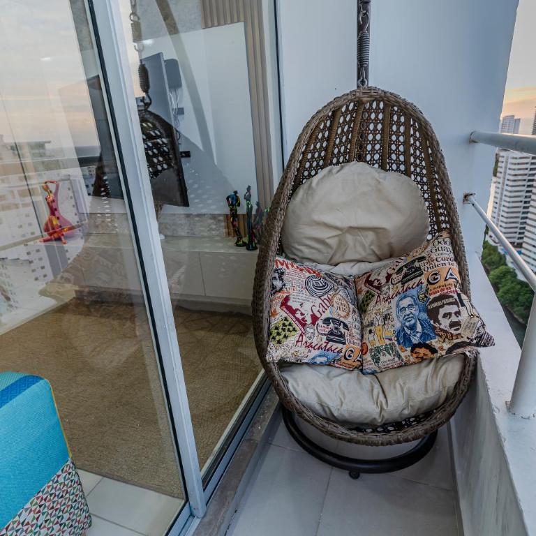 Apartamento piso 31, cerca aeropuerto y playa de Marbella - Three-Bedroom Apartment - 24