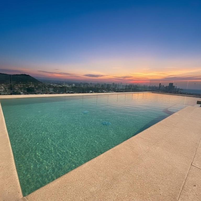 Luxury apto ocean View 2BR Great location - Two-Bedroom Deluxe Apartment with Harbor View - 1