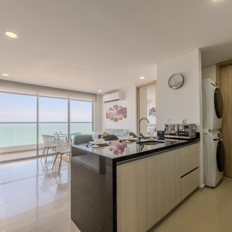 Luxury apto ocean View 2BR Great location - Two-Bedroom Deluxe Apartment with Harbor View - 18