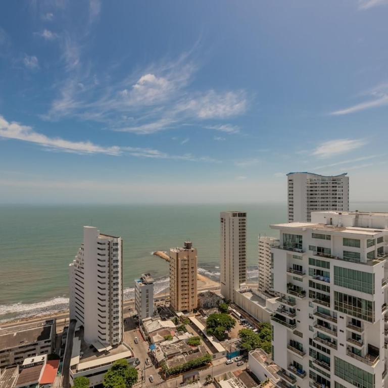 Luxury apto ocean View 2BR Great location - Two-Bedroom Deluxe Apartment with Harbor View - 20