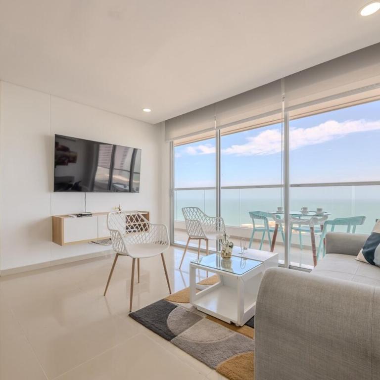 Luxury apto ocean View 2BR Great location - Two-Bedroom Deluxe Apartment with Harbor View - 32