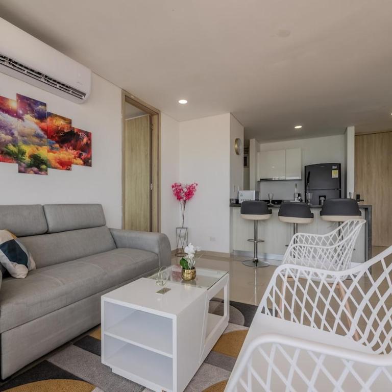 Luxury apto ocean View 2BR Great location - Two-Bedroom Deluxe Apartment with Harbor View - 38