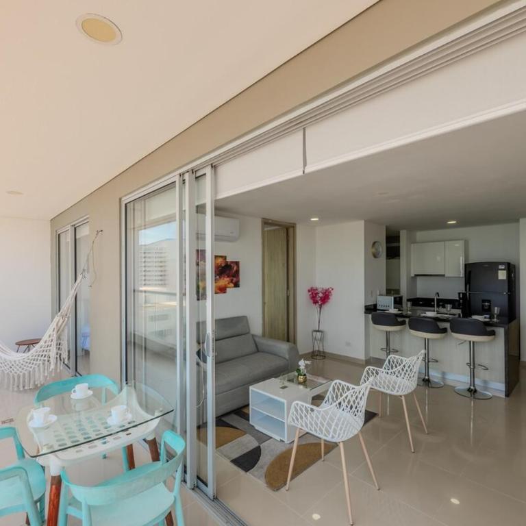 Luxury apto ocean View 2BR Great location - Two-Bedroom Deluxe Apartment with Harbor View - 42