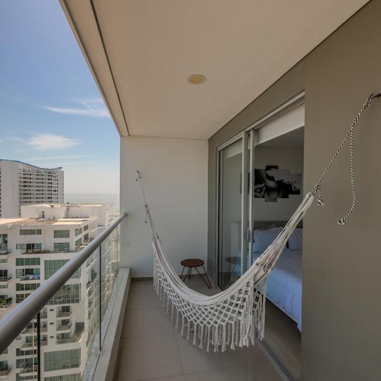 Luxury apto ocean View 2BR Great location - Two-Bedroom Deluxe Apartment with Harbor View - 44