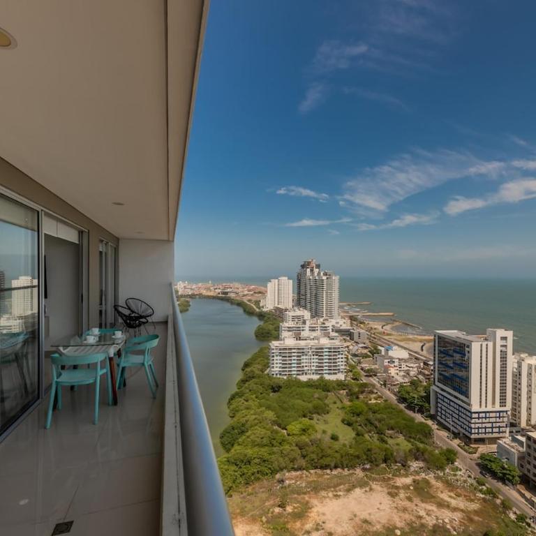 Luxury apto ocean View 2BR Great location - Two-Bedroom Deluxe Apartment with Harbor View - 45