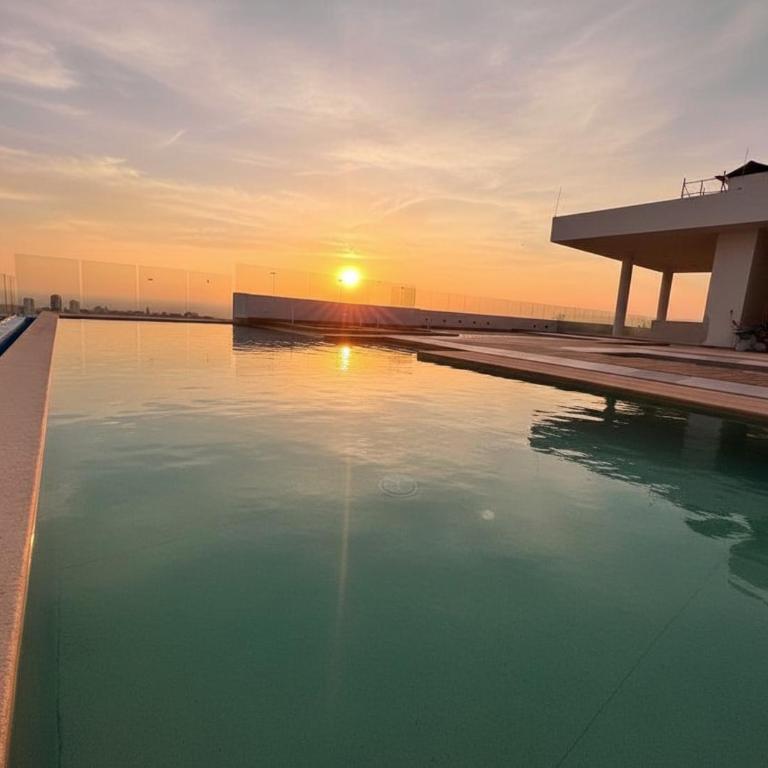 Luxury apto ocean View 2BR Great location - Two-Bedroom Deluxe Apartment with Harbor View - 48