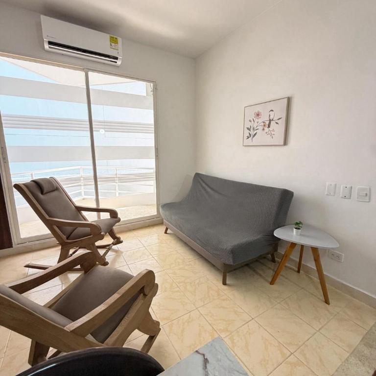 Apto en primera linea de playa - Two-Bedroom Apartment - 22