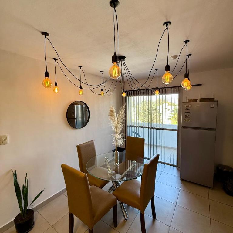 Departamento 1 Dorm Con Cochera Cerca Aeropuerto - One-Bedroom Apartment with Balcony - 1