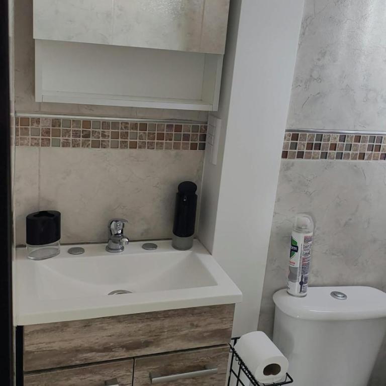 Departamento en Ushuaia - Monoambiente equipado - One-Bedroom Apartment - 7