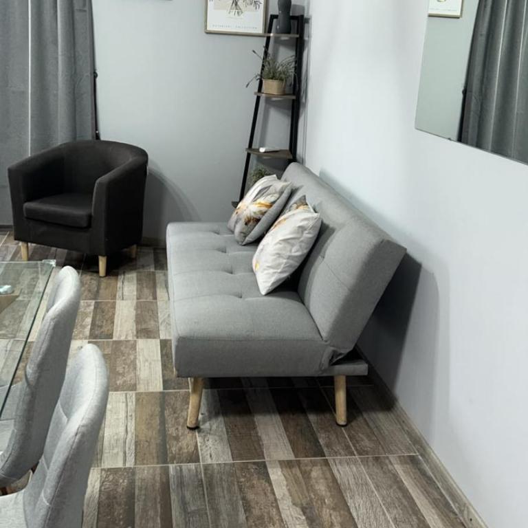 Departamento moderno y luminoso, 2 dormitorios - Two-Bedroom Apartment - 4