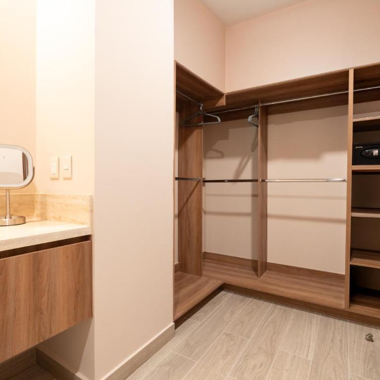 Bohari Las Arenas - Deluxe Apartment mit 2 Schlafzimmern und Gartenblick - 16