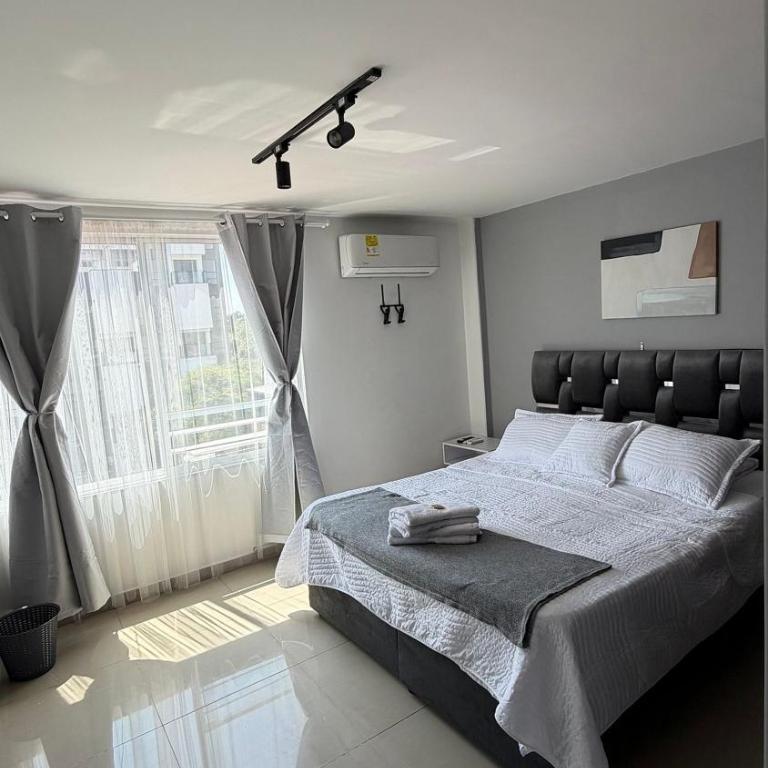 Hermosos Apartamentos con excelente ubicacion - One-Bedroom Apartment - 3
