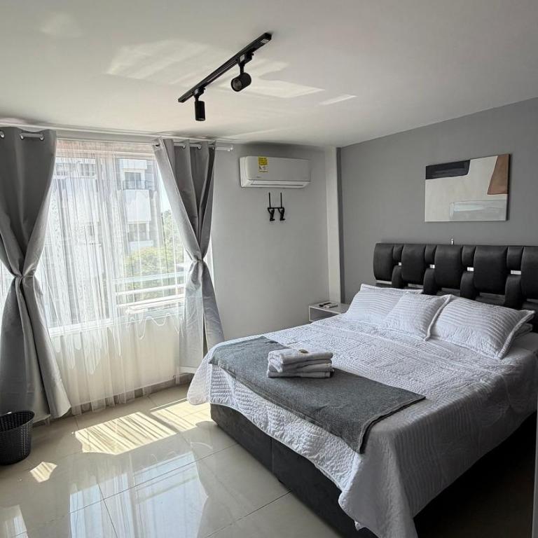 Hermosos Apartamentos con excelente ubicacion - One-Bedroom Apartment - 5