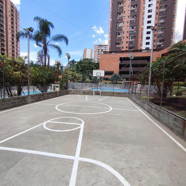 Medellín view loft vista City Pool gym - Apartamento de 3 dormitorios - 22