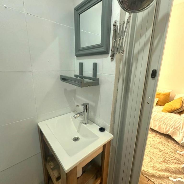 Small studio apartment in Palermo, ideal for travelers - One-Bedroom Apartment - 18