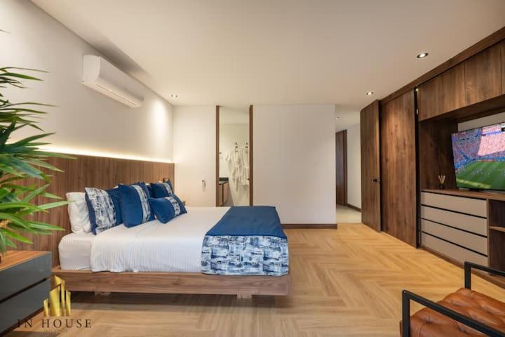 Apartamento luxy en el Poblado, con vistas panorámica y aire acondicionado - Apartamento de 3 dormitorios - 14
