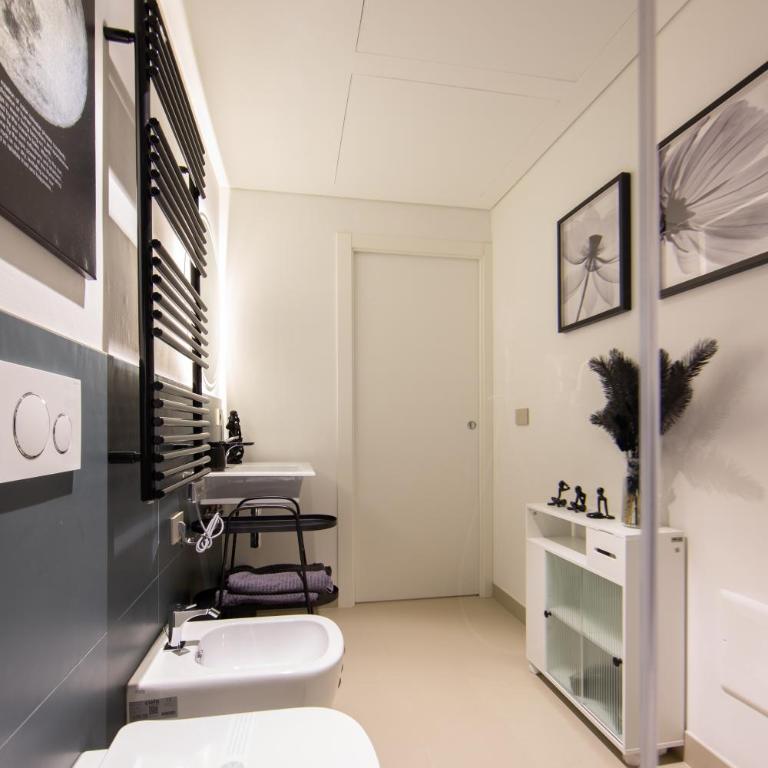 Casa Alfieri - boutique apt in centre with box by Home a porter - Apartamento de 2 dormitorios - 24