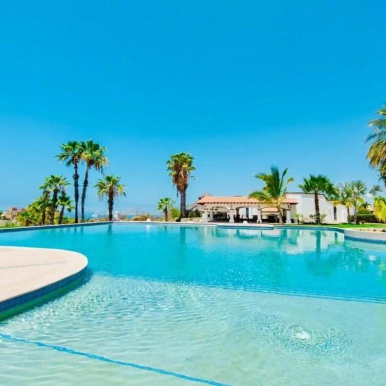 Close to town condo Olas 242 - Apartamento - 1