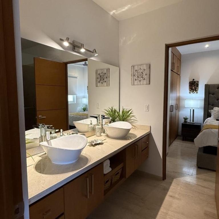 Close to town condo Olas 242 - Apartamento - 21