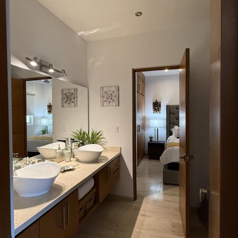 Close to town condo Olas 242 - Apartamento - 22
