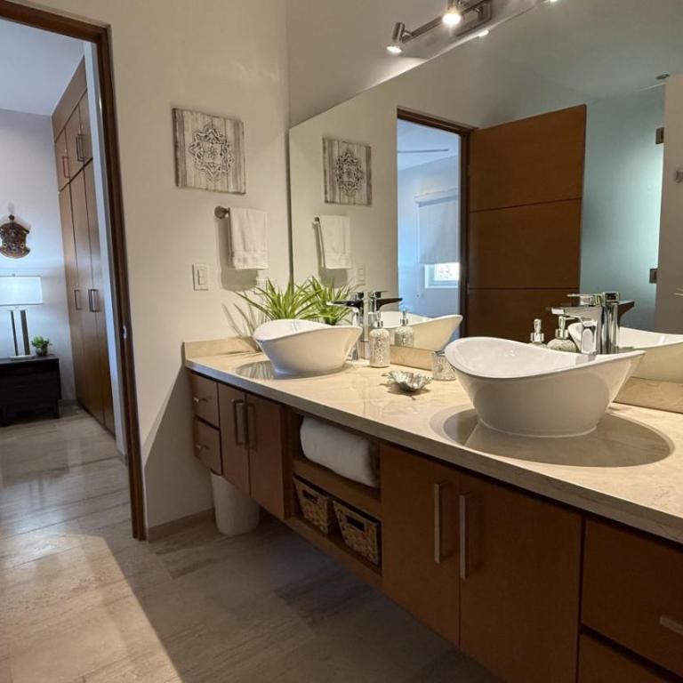 Close to town condo Olas 242 - Apartamento - 23