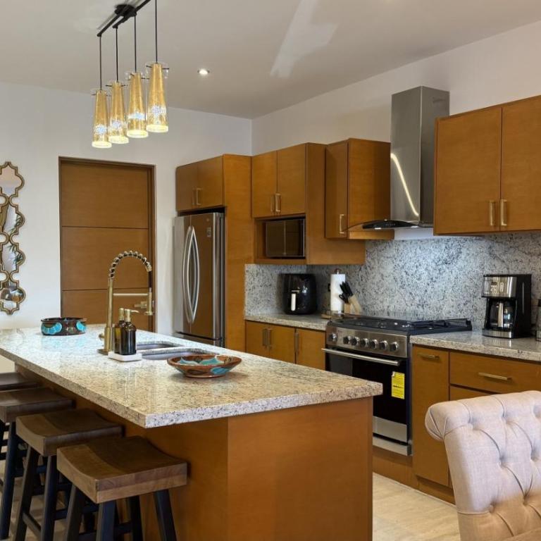Close to town condo Olas 242 - Apartamento - 51
