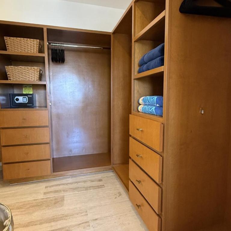 Close to town condo Olas 242 - Apartamento - 53