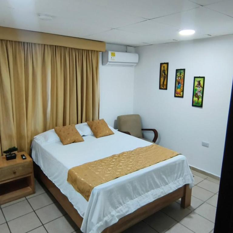 Casa Aranza - Double Room with Private Bathroom - 1