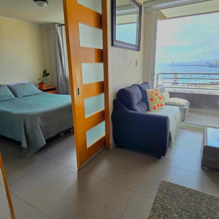 Piso 15, vista al norte, mar, incluye estacionamiento - One-Bedroom Apartment - 10