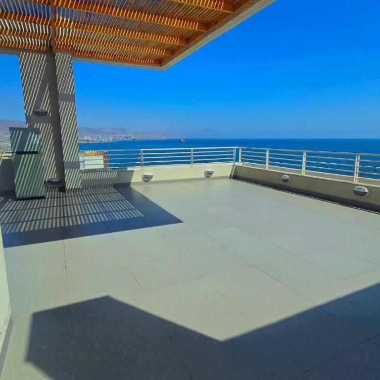 Piso 15, vista al norte, mar, incluye estacionamiento - One-Bedroom Apartment - 13