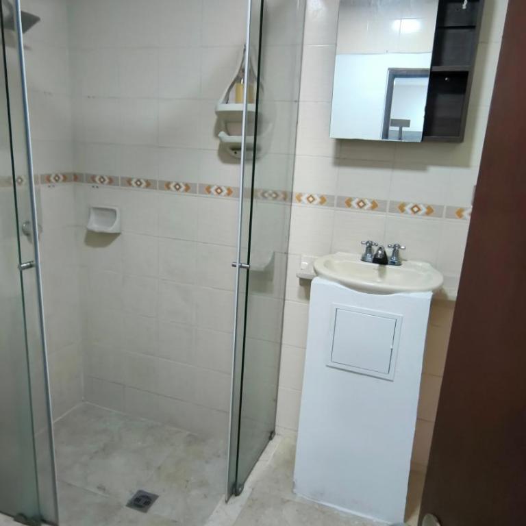 Casa Aranza - Double or Twin Room with Private Bathroom - 8