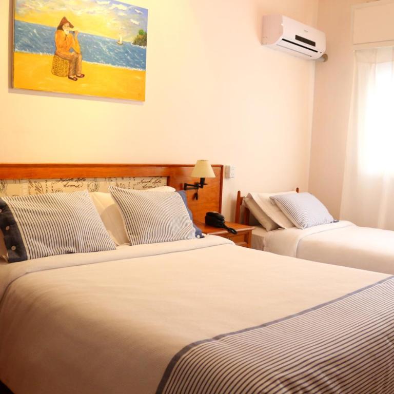 Hotel San Martin - Triple Room - 9