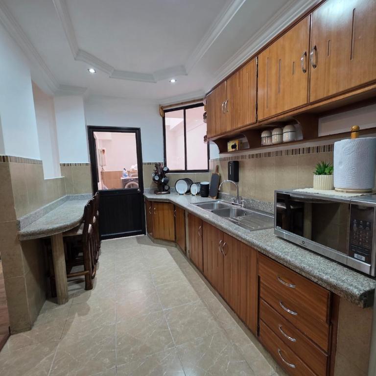 Casa Yanuncay Rustic house with parking in Cuenca - Three-Bedroom Apartment - 5