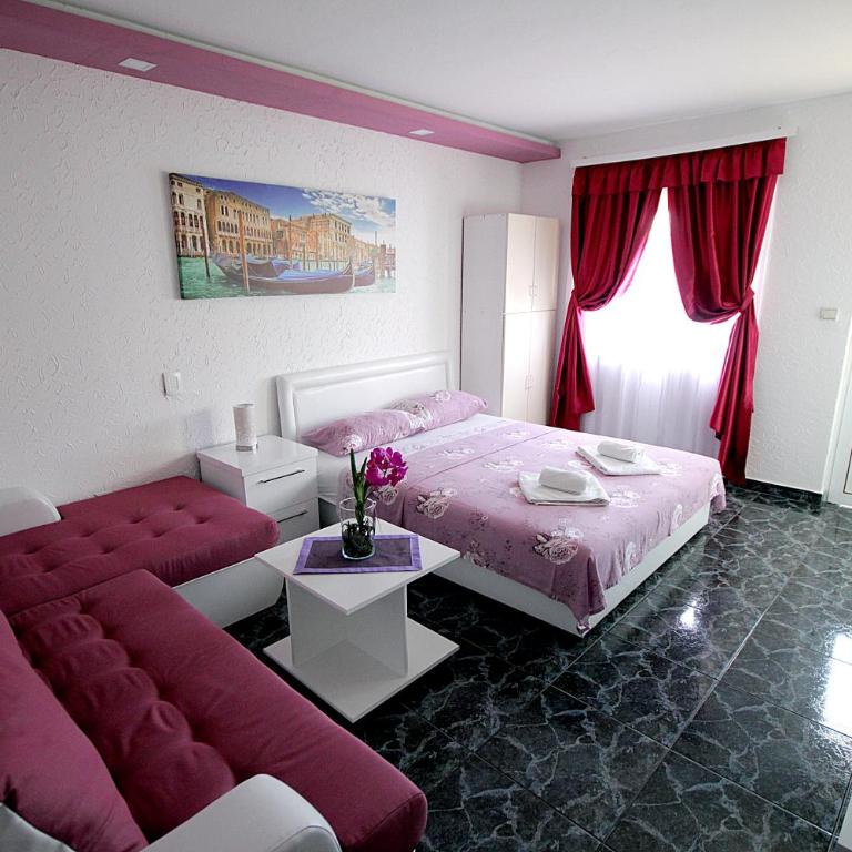 Apartments Kruna Jovanović - Studio s Pogledom na Vrt - 9