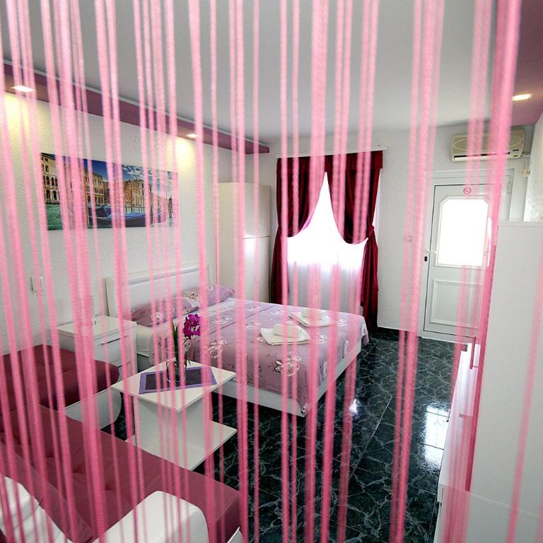 Apartments Kruna Jovanović - Studio s Pogledom na Vrt - 3
