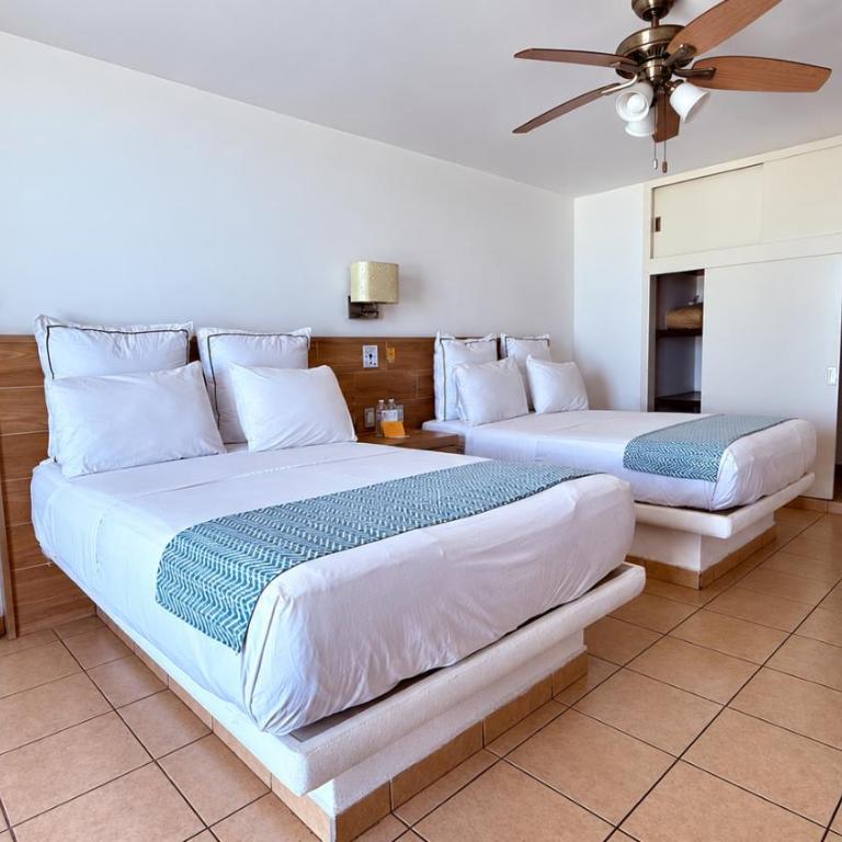 Hotel Playamar - Habitación Doble con balcón y vistas al mar - 3