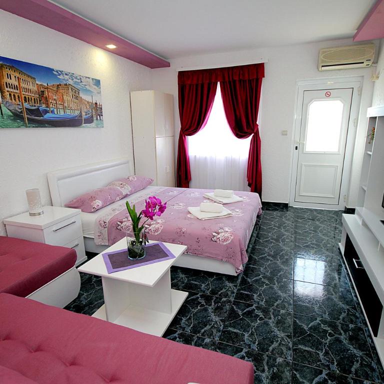 Apartments Kruna Jovanović - Studio s Pogledom na Vrt - 4