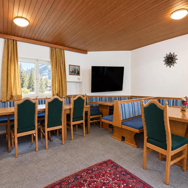 Chalet in Fügen near Spieljochbahn - Ferienhaus mit 6 Schlafzimmern - 42