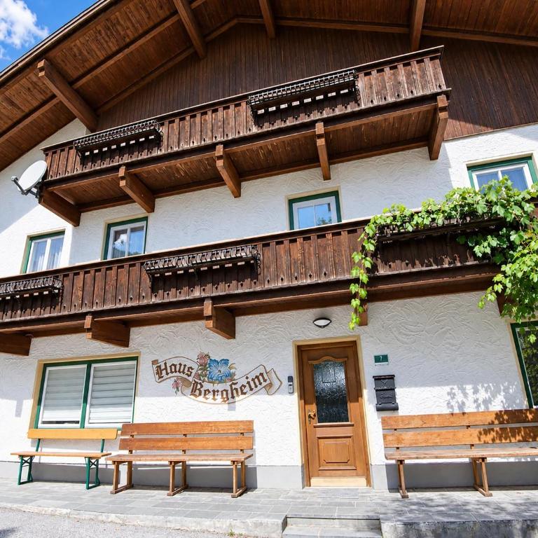 Chalet in Fügen near Spieljochbahn - Ferienhaus mit 6 Schlafzimmern - 56