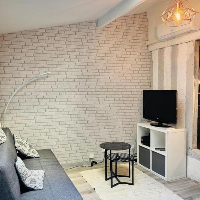 Charmante maison triplex avec jardin - Maison de Vacances - 19